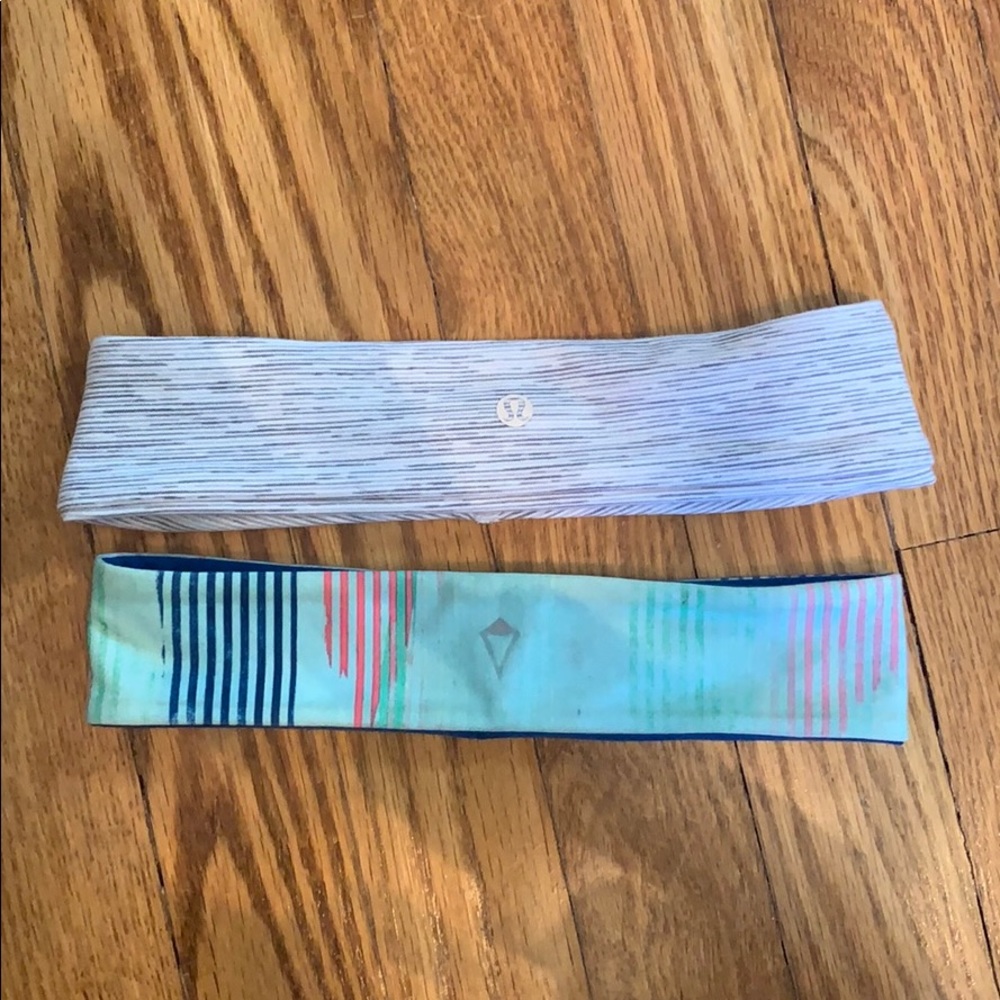 2 headbands (1 lululemon, 1 ivivva)